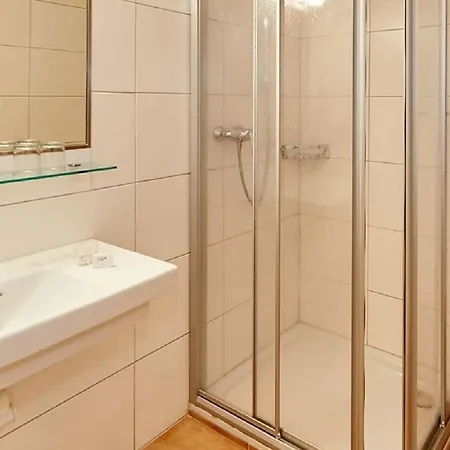 Hotel-restaurant Schwaiger*** 酒店 埃本因蓬高